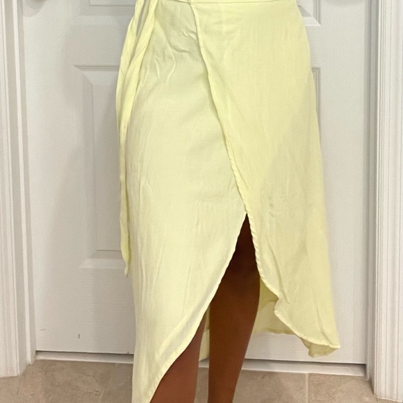 Used once - Picture 1 of 4